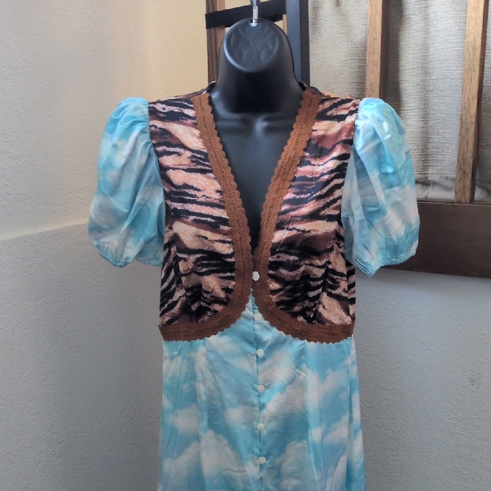 ✨ Nwt Serendipitous Dress In Tiger Blue Cloud By Dresses In Lala Size Small - Picture 3 of 10